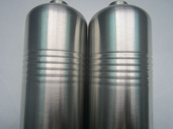 battery operated salt pepper grinder with s/s casing