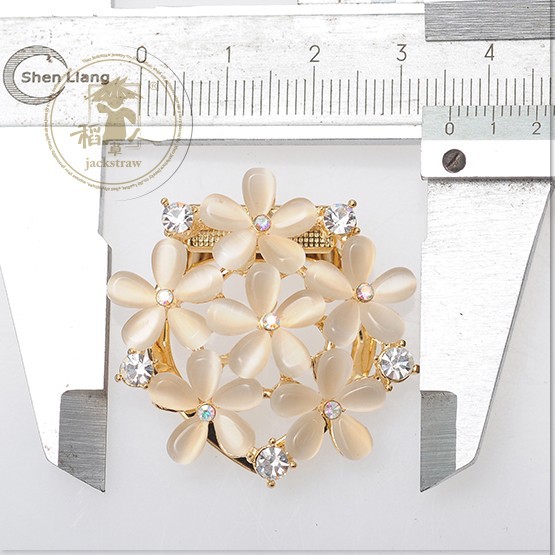 2014 Exclusive design china wholesale rhinestone opal flower bulk alloy scarf buckle and brooch dual