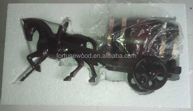 3リットル木固体木彫りの馬辻馬車のバレルセット問屋・仕入れ・卸・卸売り