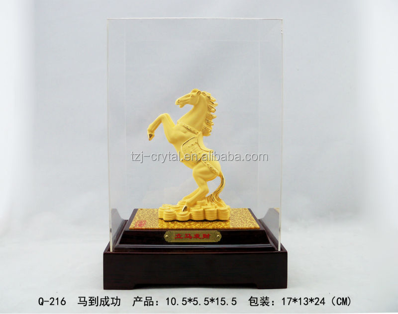 Golden Horse Statue1.jpg