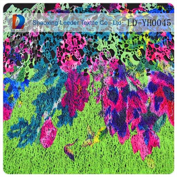 美しい刺繍のレース生地と水溶性プリントファブリックのレースで特別な色のレースの生地デジタル印刷仕入れ・メーカー・工場