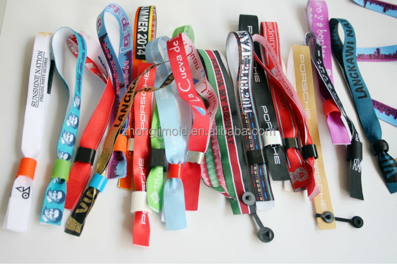 wristband1.jpg