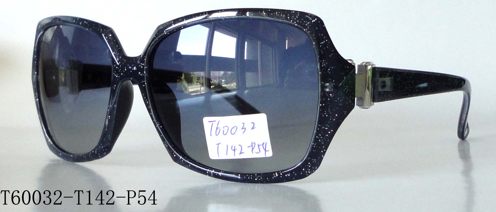 セミ- 透明なブランドの女性のサングラス( t60032)問屋・仕入れ・卸・卸売り