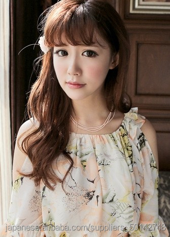 ワンピース 肩開き五分袖 シフォンワンピース小花柄 ロマンチック 上品 爽やか下地 春夏新作 美肌を見せ問屋・仕入れ・卸・卸売り