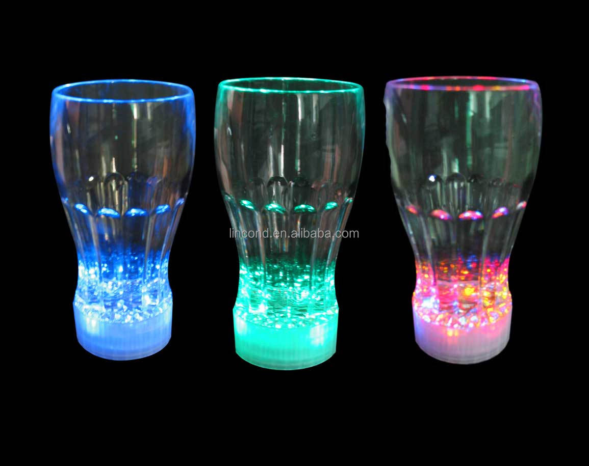 カスタムledカップ、 点滅ガラスのコップを飲むために、 カラフルな光パーティーカップ仕入れ・メーカー・工場