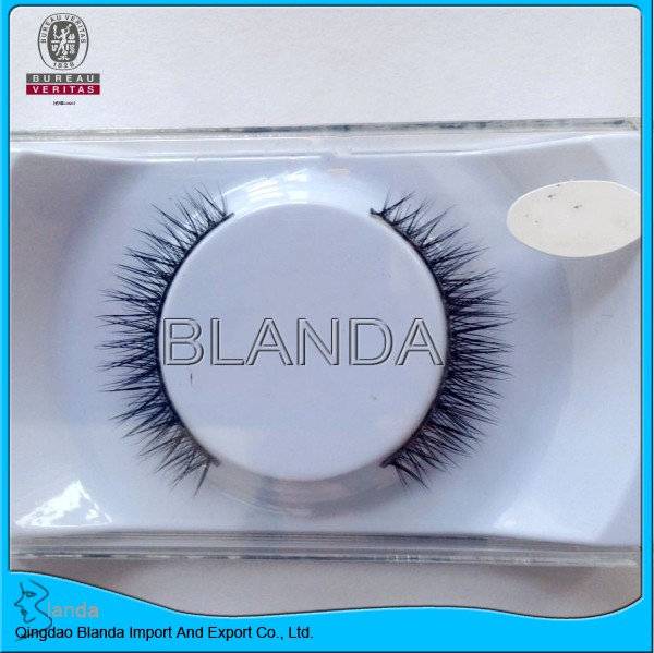 bottom lashes 3.jpg