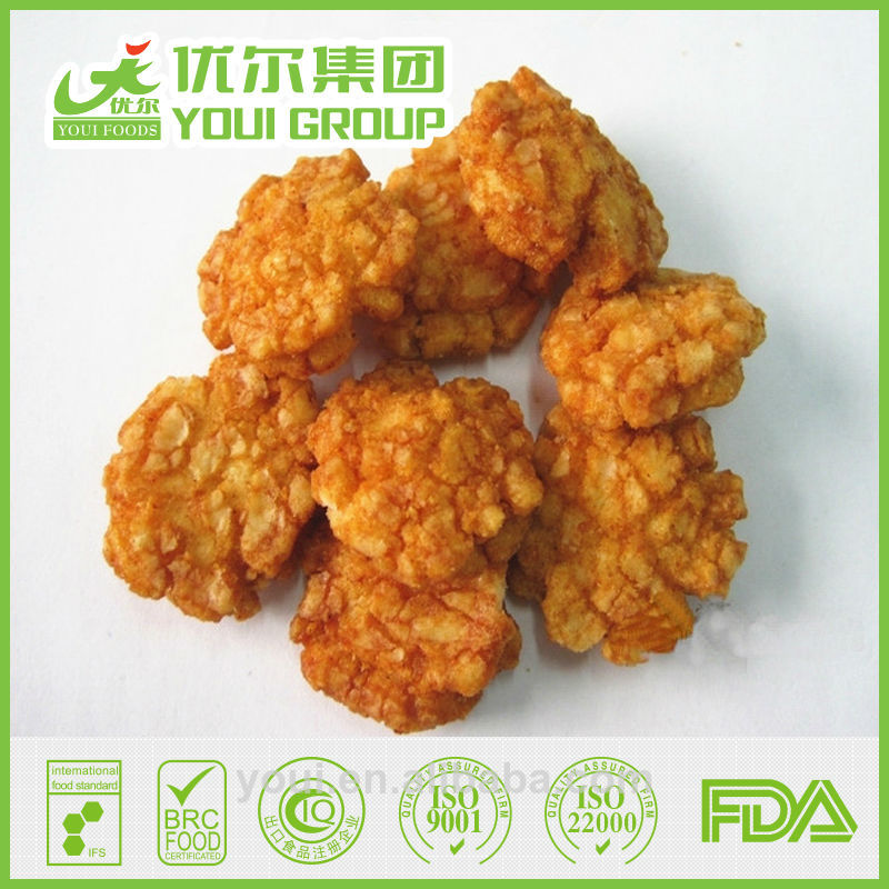 Rice crackers and peanuts mixed snacks