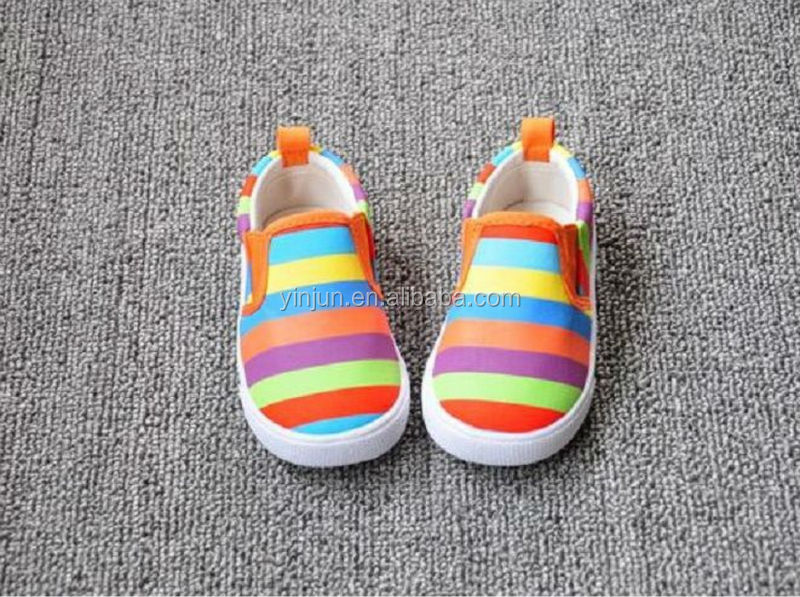 ファッション虹色prewalkerの子供カジュアルなキャンバスシューズ問屋・仕入れ・卸・卸売り