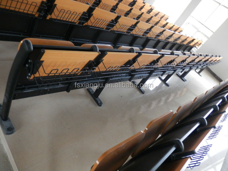 現代の機能的な木製はしごのスツールのアルミ合金の中間学校の机と椅子仕入れ・メーカー・工場