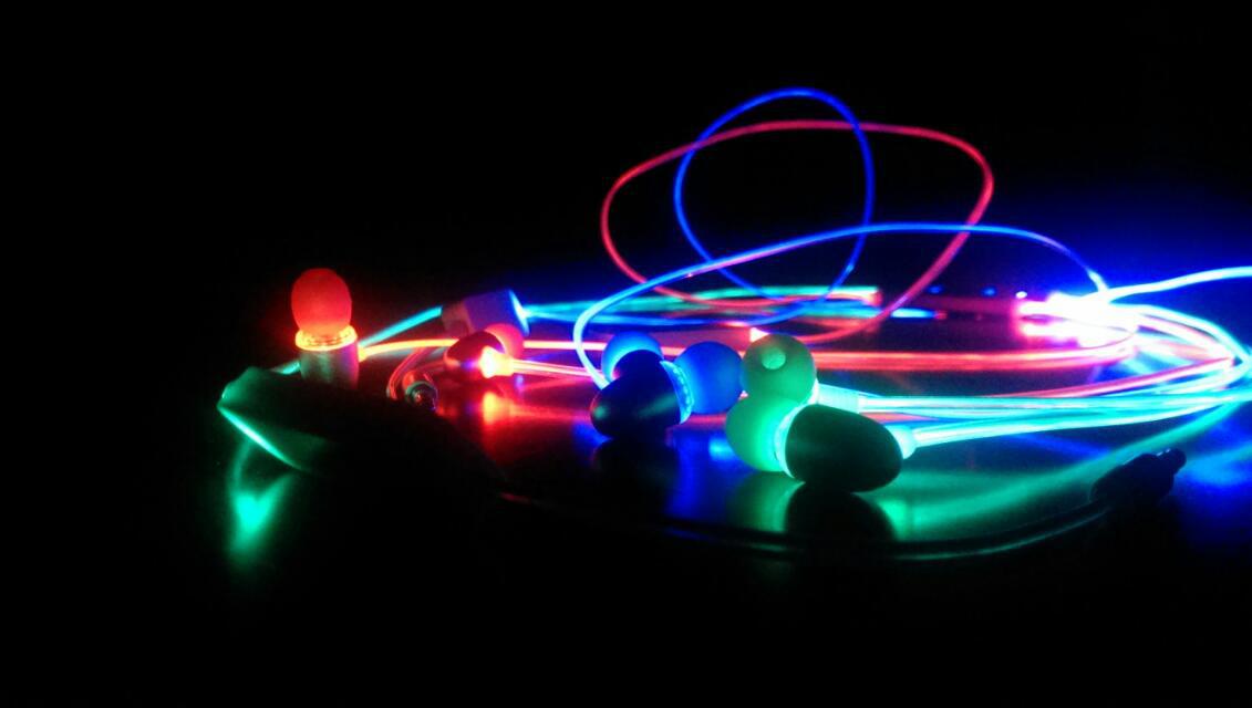 工場供給ledミニジャックマイク付きイヤホン問屋・仕入れ・卸・卸売り