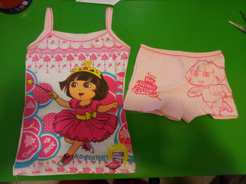 服の子供、 綿100％プレーンの子供服、 子供下着問屋・仕入れ・卸・卸売り