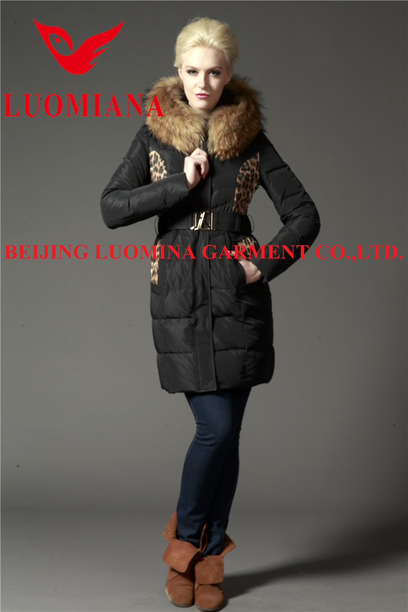 最新のリアルファー2014年光沢のあるファッション性の高い高品質の冬用ダウンジャケット冬c- 14w171問屋・仕入れ・卸・卸売り