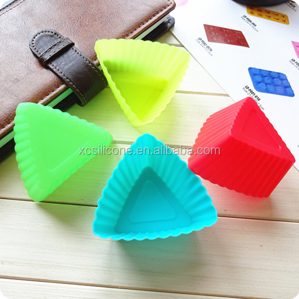 OEM unique FDA various high-heeled shoe shaped cake decorate push mold