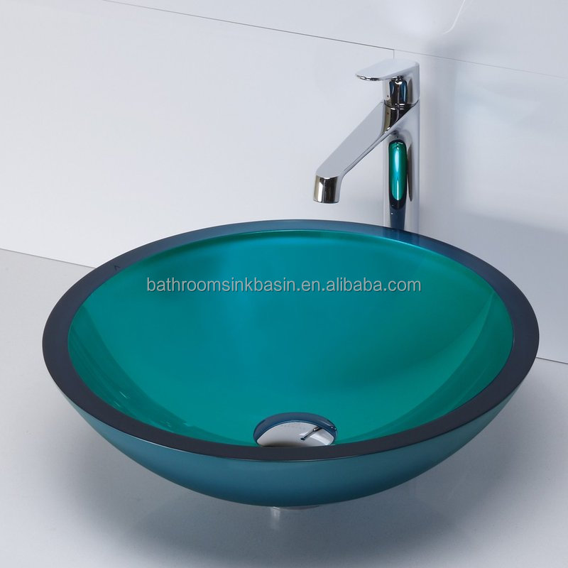 Templado fregadero recipiente de vidrio con cascada grifo, baño de ...