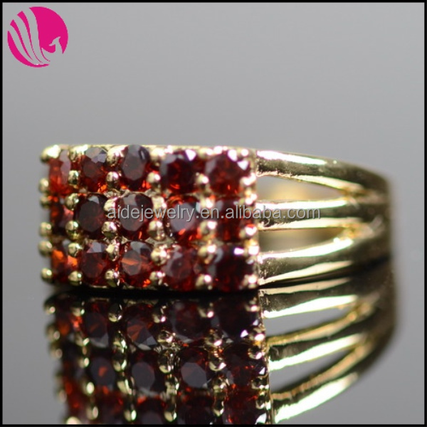 真鍮の銅メッキ金新しいデザイン結晶ルビー赤czダイヤモンド指輪贈り物として問屋・仕入れ・卸・卸売り