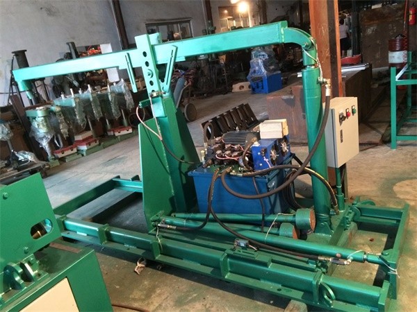 Hydraulic feeder2A.jpg