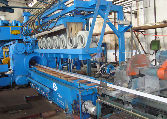 販売のためのターンキー完全なアルミニウム押出プレス機アルミ押出機械で15年の経験仕入れ・メーカー・工場