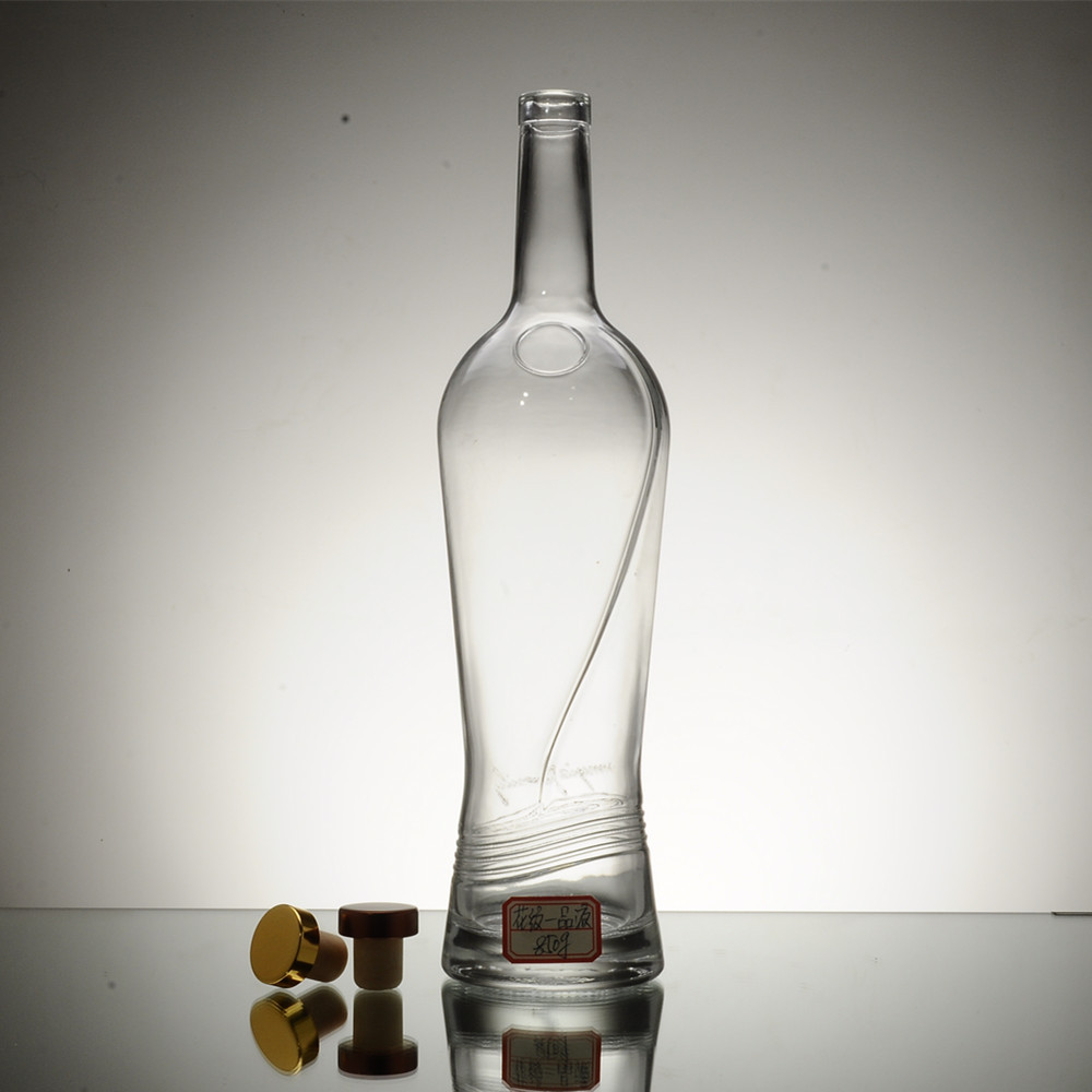 hot sale engraving glass liquor bottle wholesale.jpg