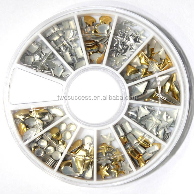 Rivet Nail Tips (4)