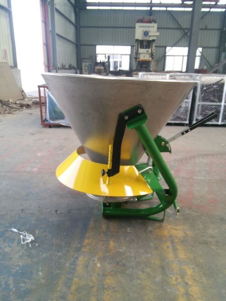 Tractordrawn Fertilizer Distributor Manure Spreader Buy Salt