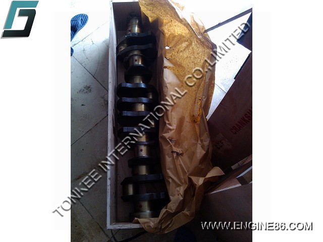 KOMATSU 6D125 crankshaft forged steel.jpg