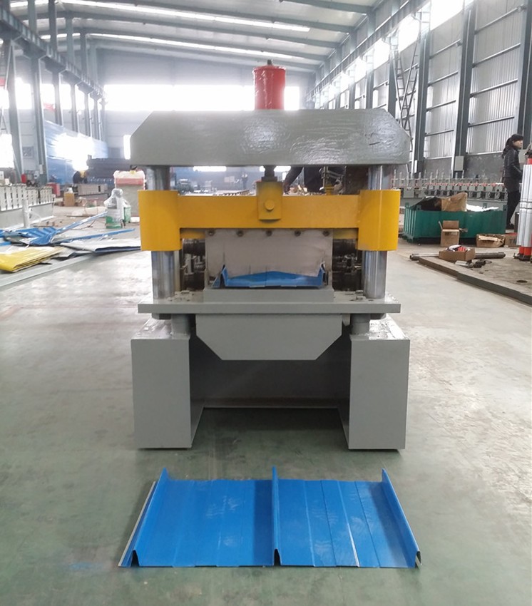 sel lock metal tile machine_.jpg