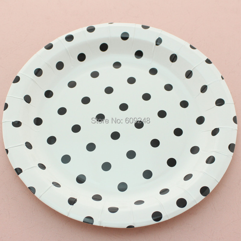 polka dot disposable plates