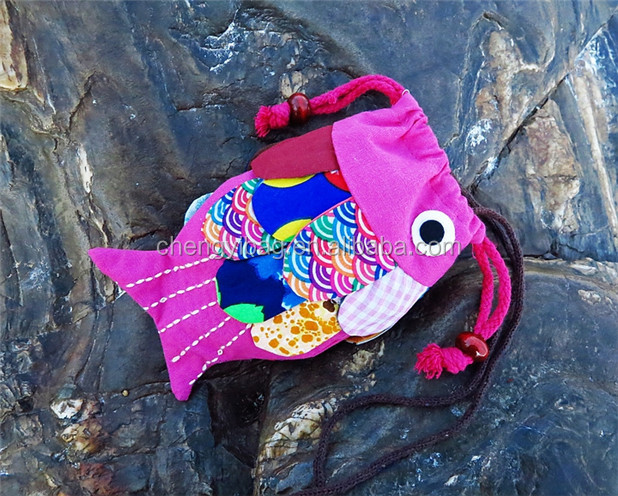 魚の形の人気のエレガントな女性のためのカスタマイズされたキュートなレジャーバッグ仕入れ・メーカー・工場