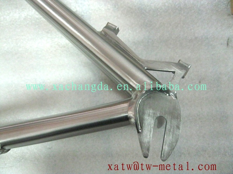b09.jpg