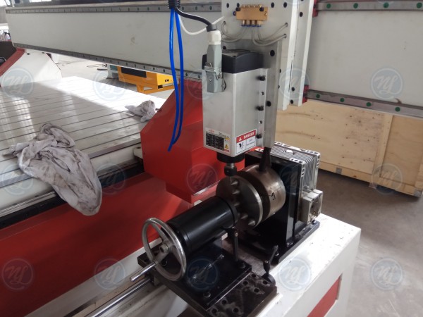CNC router with rotary (2).jpg