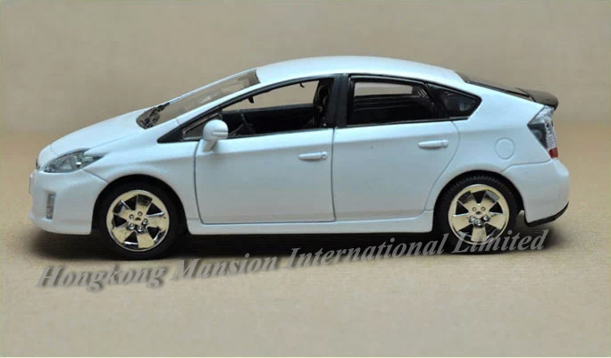 2021 1:32 Scale Alloy Diecast Car Model For TOYOTA PRIUS Collection