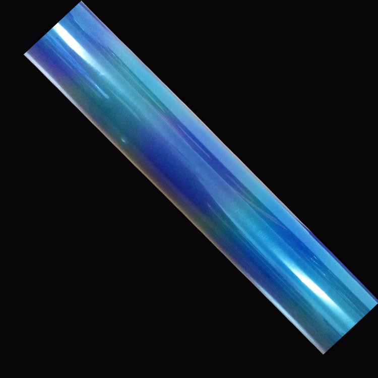 Reflective iridescent leather fabric