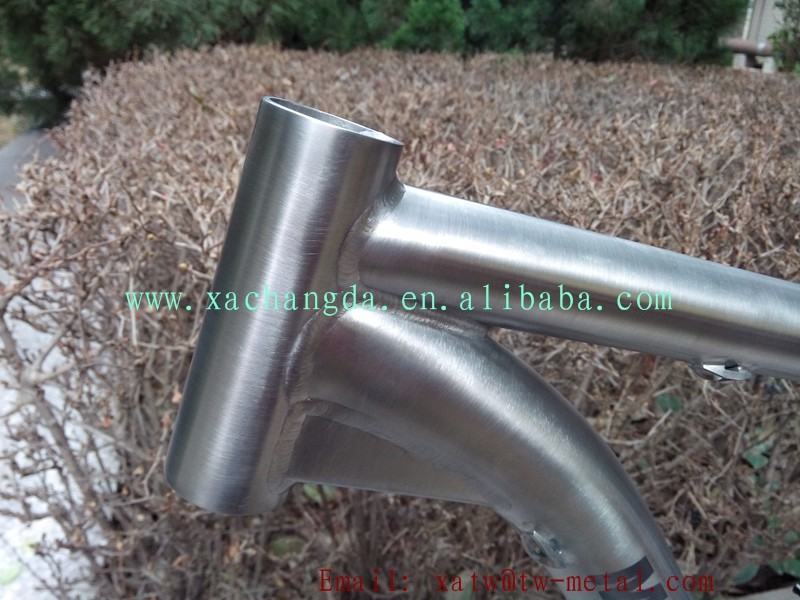 Titanium suspension bike frame31.jpg