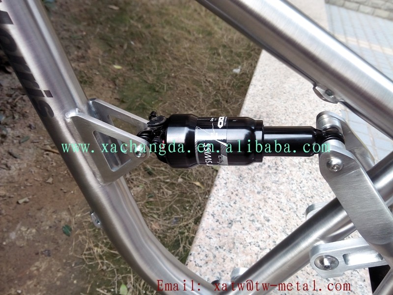 Titanium suspension bike frame54.jpg