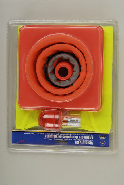 使用される折りたたみトラフィックコーンb30交通安全コーン問屋・仕入れ・卸・卸売り