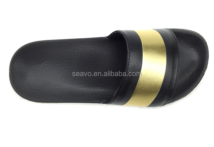 Seavo 2016新しいファッションスタイルファンシーゴールドビッグストライプ飾る男性フラット黒スリッパ仕入れ・メーカー・工場
