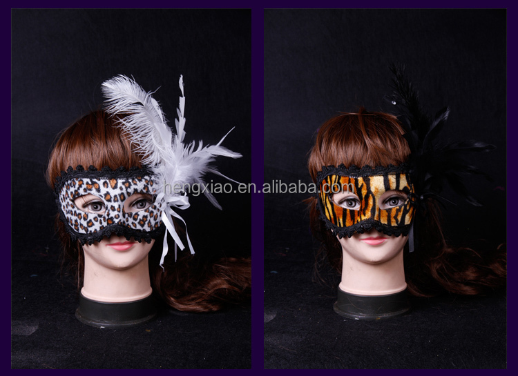 新しいスタイルの卸売クジャクの羽仮面舞踏会のマスク棒付きのパーティーマスク仕入れ・メーカー・工場