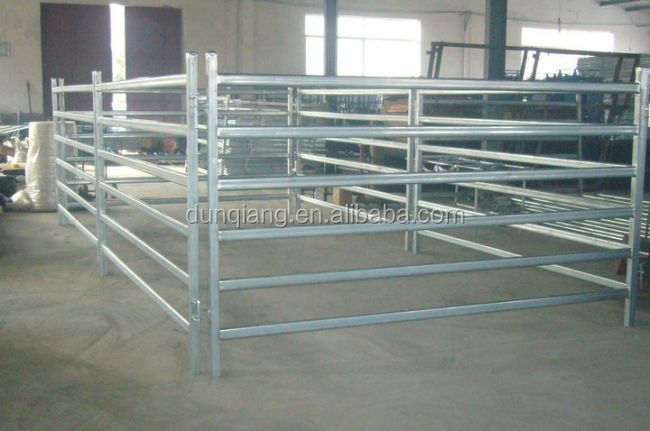 Square tubes Corral cattle fencing panels.jpg