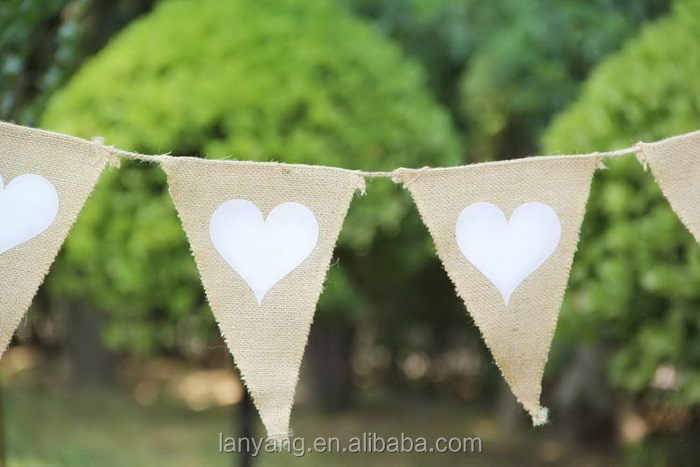 新しいスタイルのバナーを2015黄麻布loveheart1セットパーティ装飾のためのデザイン仕入れ・メーカー・工場
