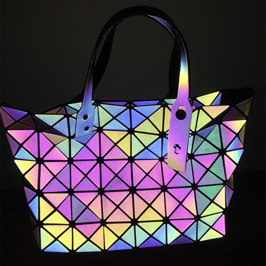 Reflective iridescent leather fabric