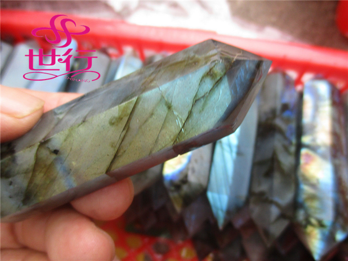 natural Labradorite Crystal (2)