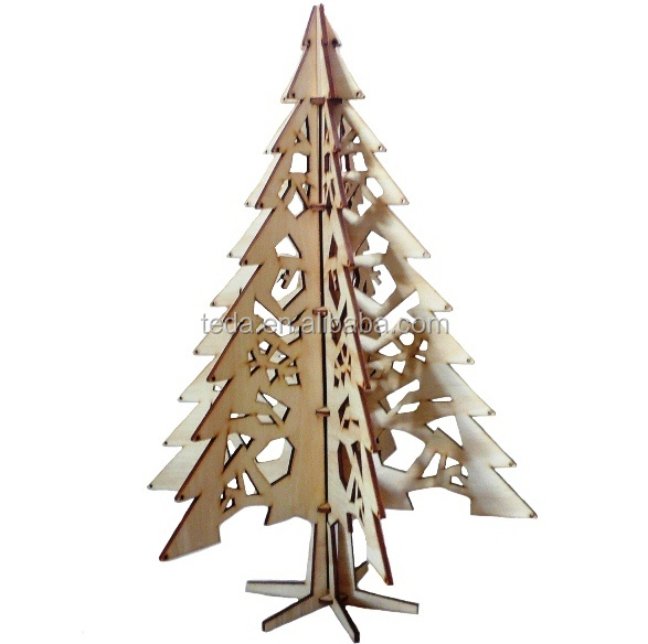 Wooden-Christmas-Tree-Photoshop-File-copy1.jpg