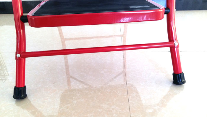 Step ladder red  20151013_144508.jpg