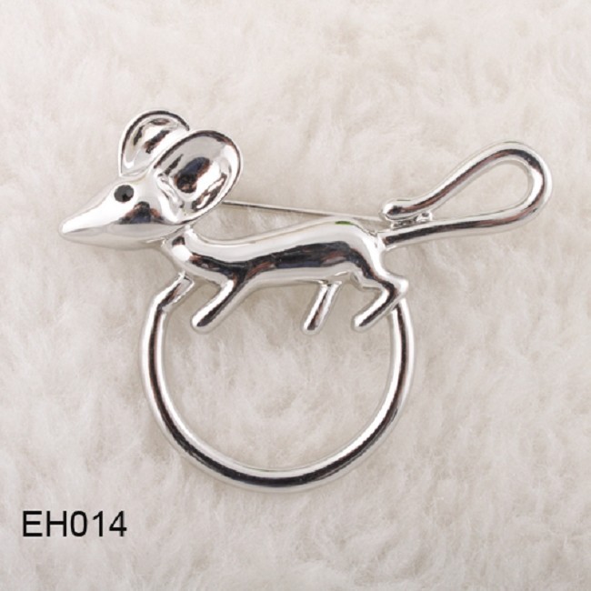 New Product 2015 White Enamel Nurse Eyeglass Holder Safety Pin Holder