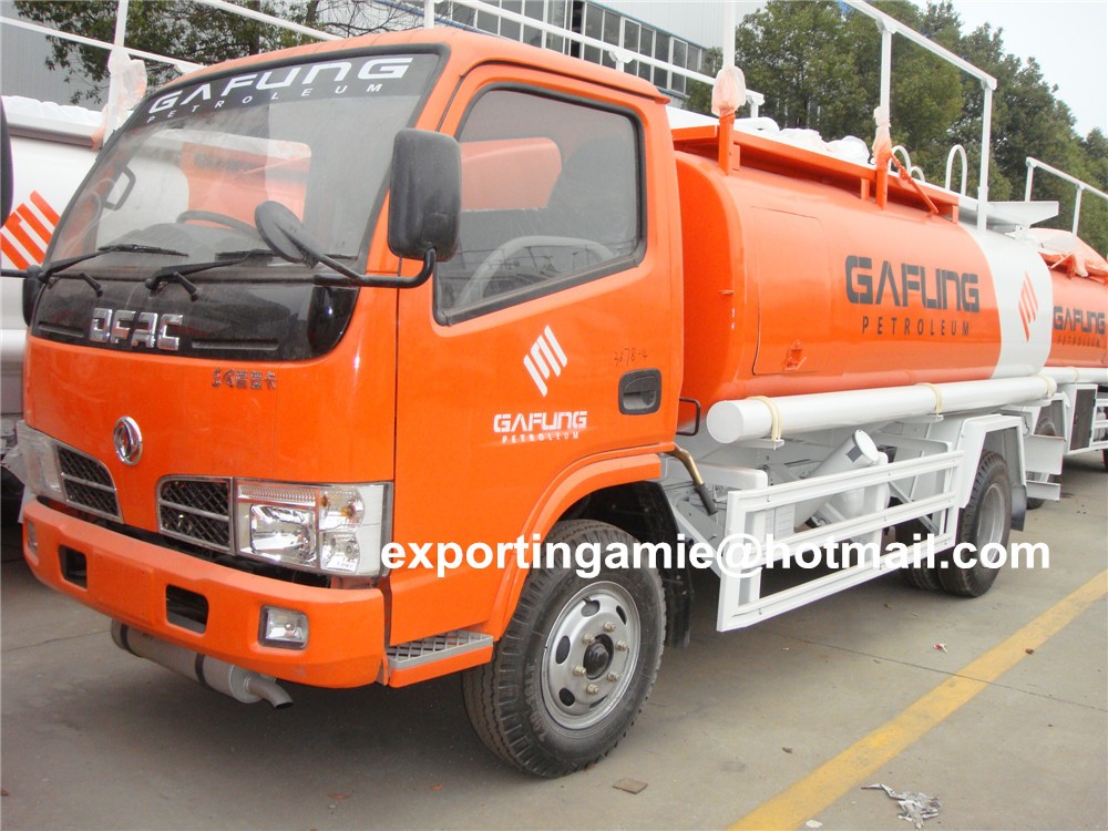 5000 Liters Capacity Mini Fuel Tanker Trucks With Fuel Filling Machine Buy Mini Fuel Tanker