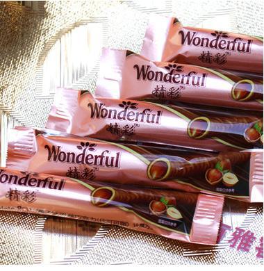Yake center filled crisp chocolate roll