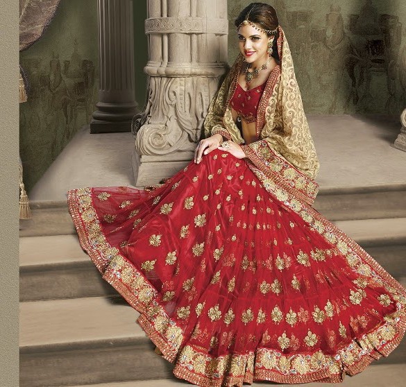 Wedding Dress / Indian Bridal Wedding Sarees / Wholesalers In Surat