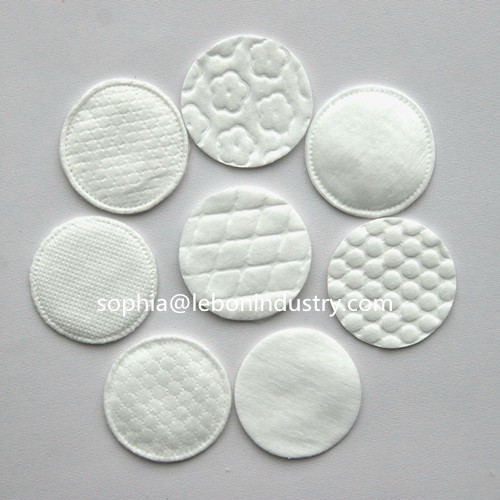 round cotton pads - _