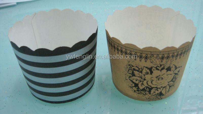 cake cups in cake tools