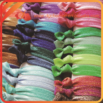 チャーム女子の毛弾性ヘアバンドプリントネクタイで提携小さなペンダントタイプ色の袋仕入れ・メーカー・工場